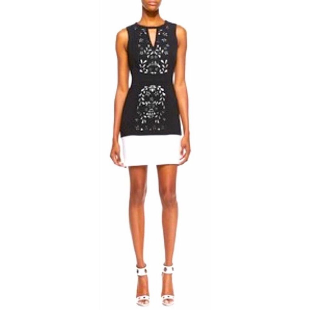 Ali Ro Lazer Cut Black and White Cocktail Party Sheath Dress Size 4 NEW‎